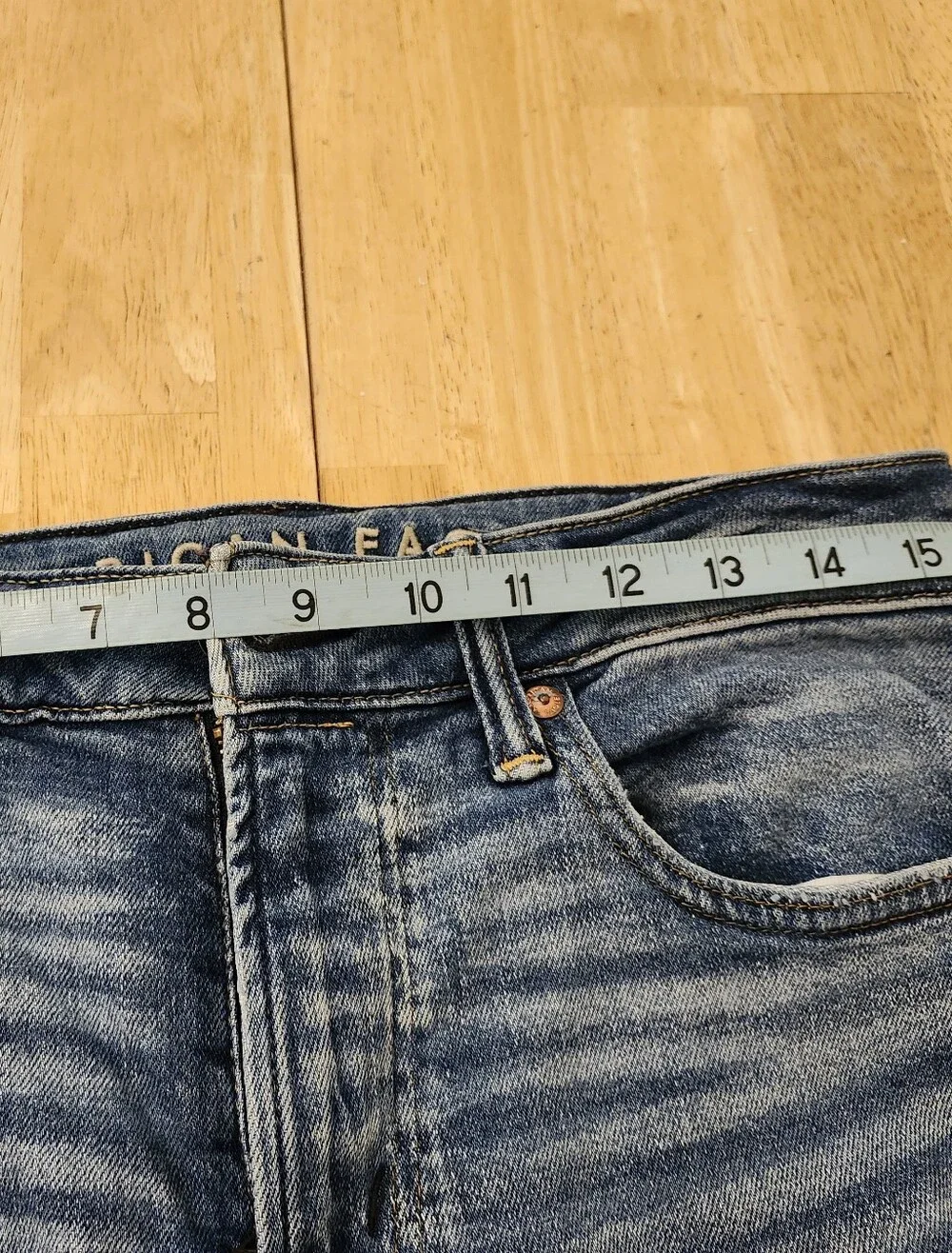 American Eagle Outfitters Light Blue Skinny Jeans, Distressed